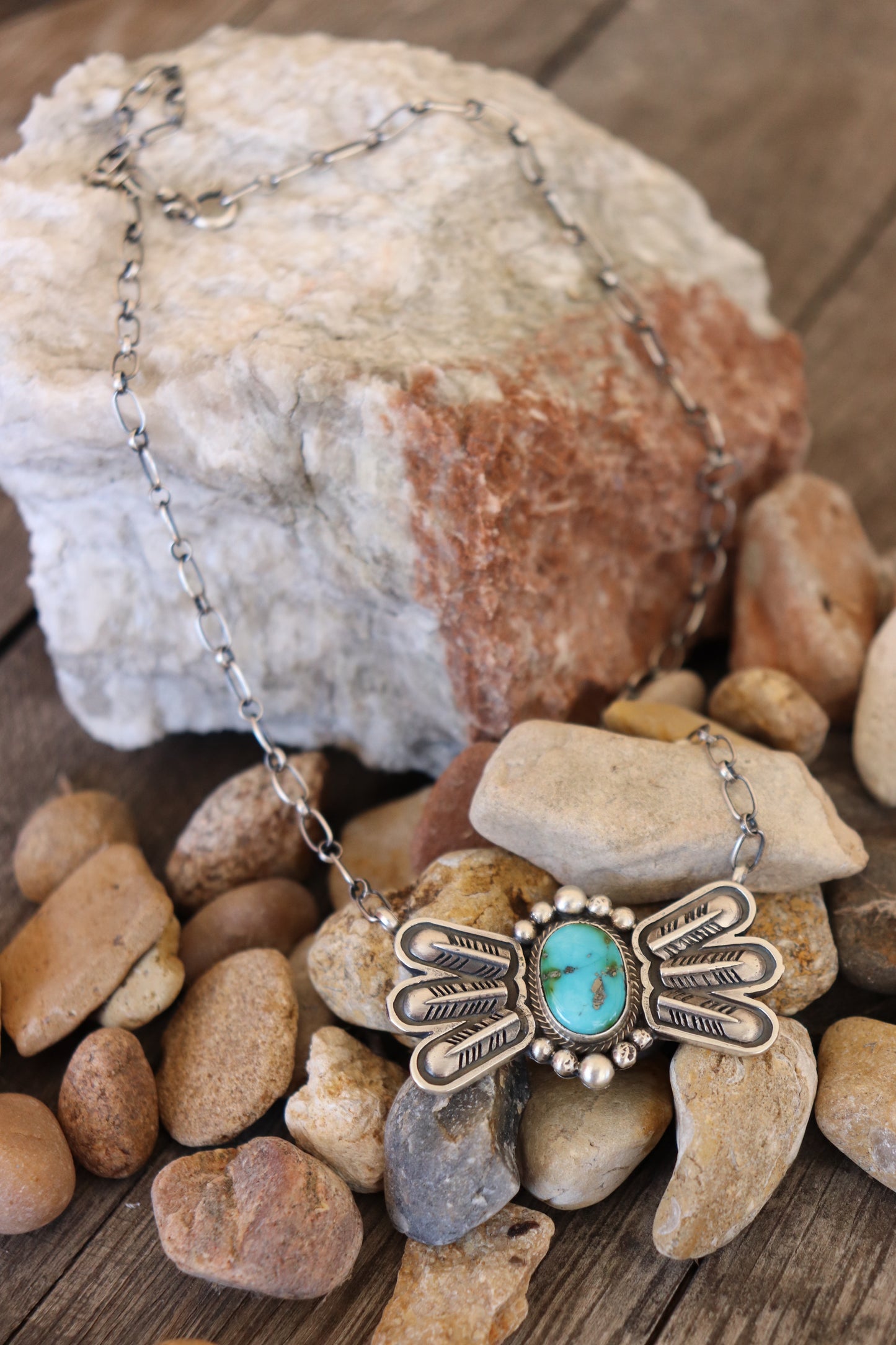 Lily necklace