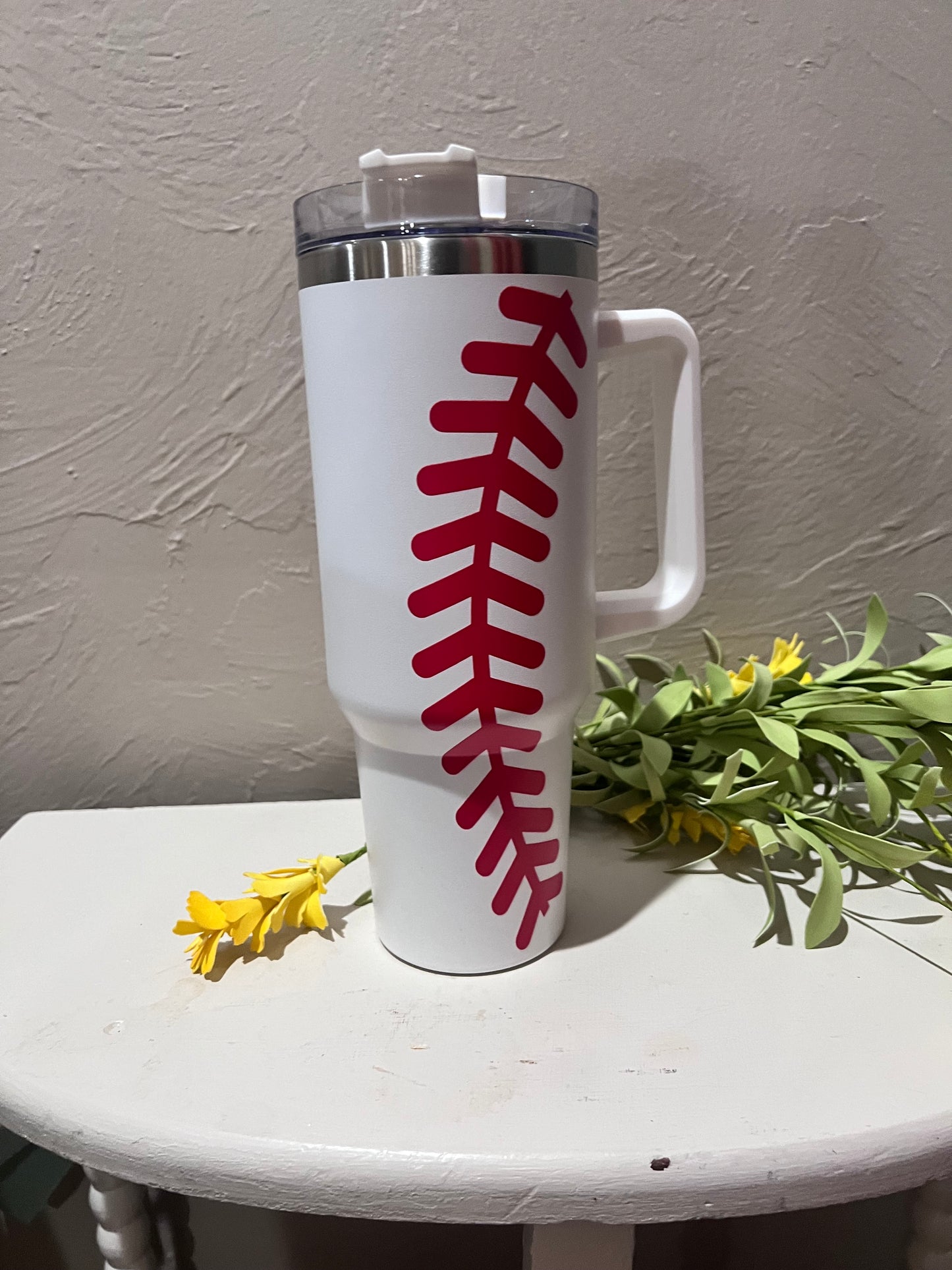 Baseball tumbler