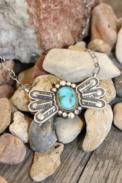 Lily necklace