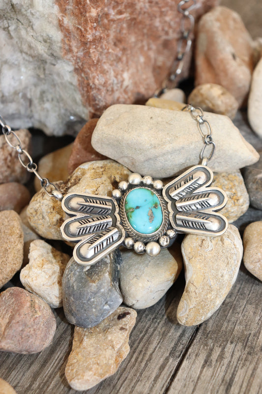 Lily necklace