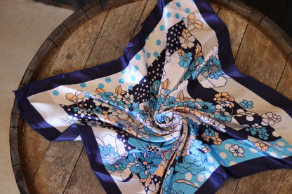 Blue  floral twilly