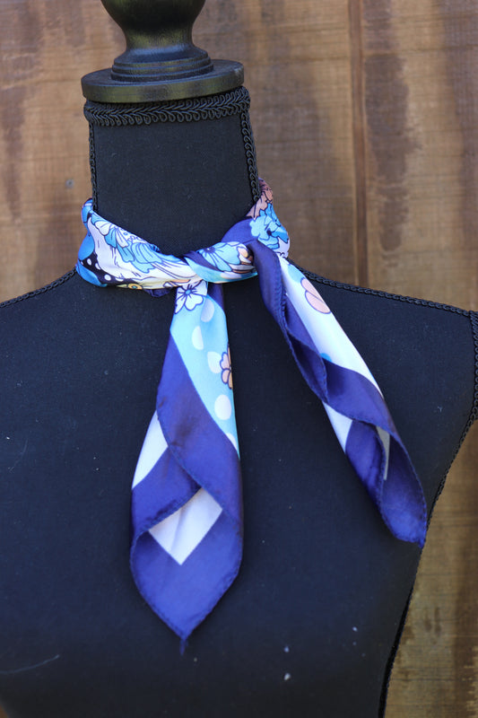Blue  floral twilly