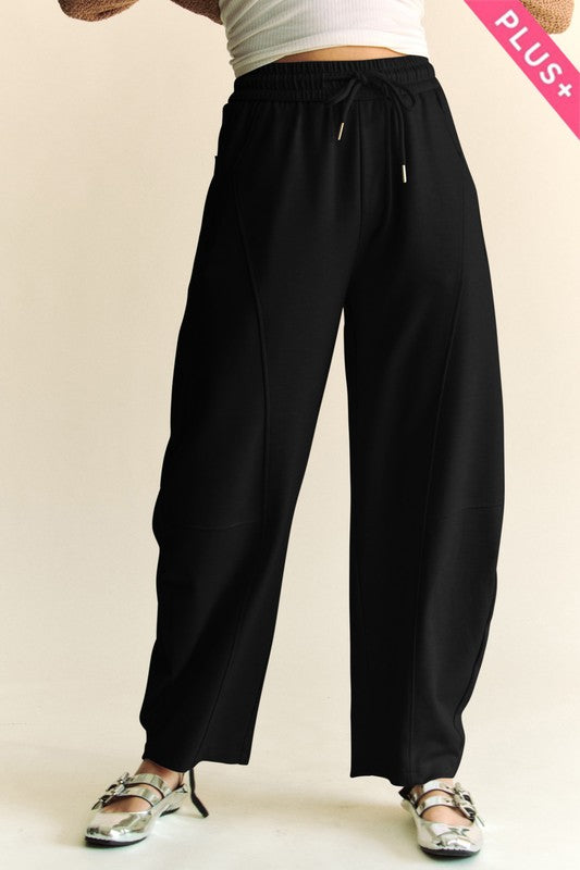 Black barrel pants