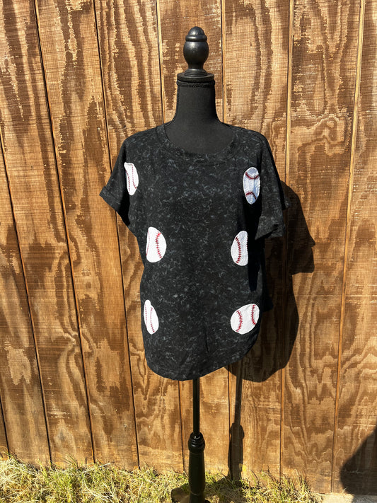 Baseball tee